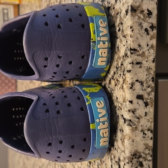 NATIVE JEFFERSON MARBLED SLIP- ON LIGHTWEIGHT SHOES. SIZE WOMEN 10 MEN 8 - Picture 9 of 9